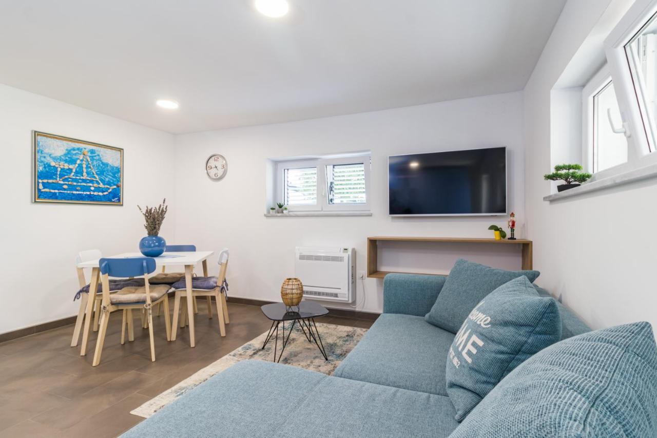 Apartment Tino With Free Parking Pula
