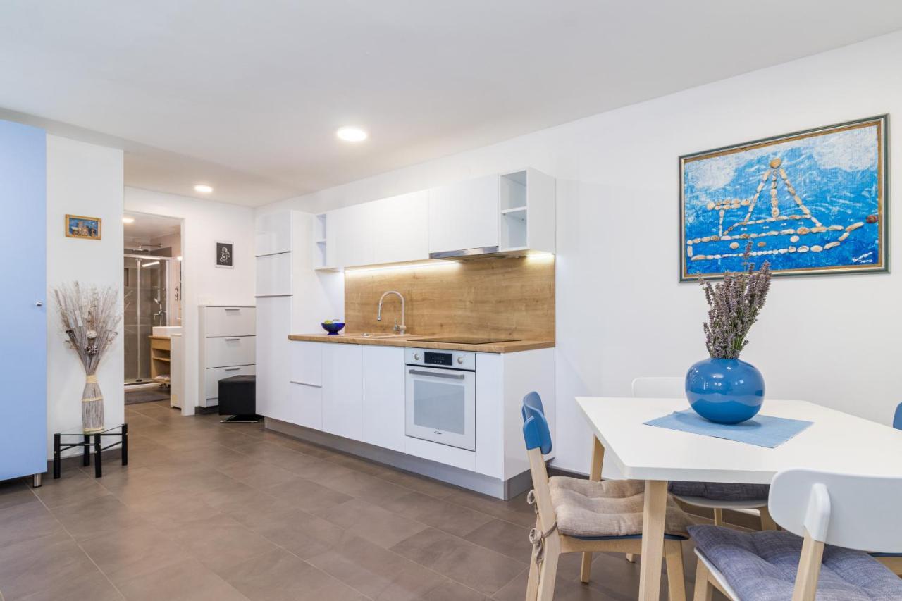 Appartement Tino With Free Parking